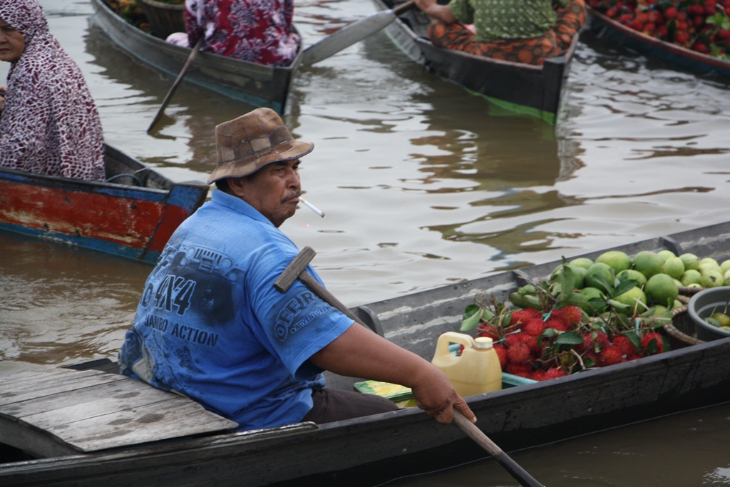 Floating Market, Banjarmasin, Kalimantan, Indonesia 