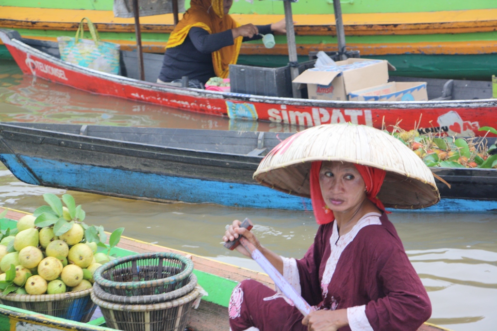 Floating Market, Banjarmasin, Kalimantan, Indonesia 