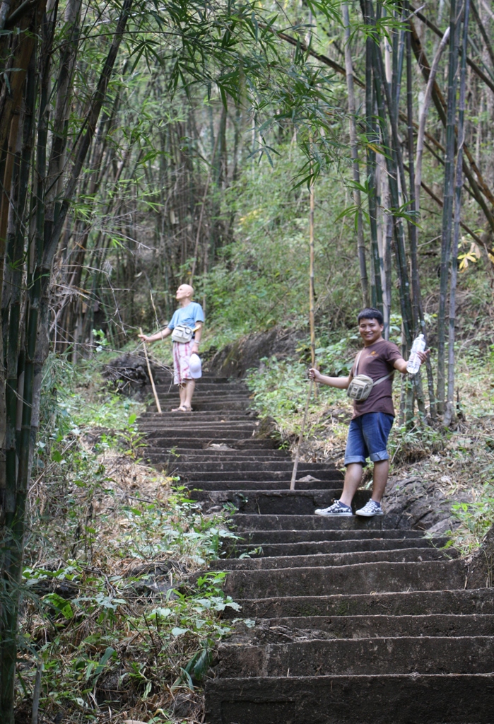 Hike, Phatat Cave, Kanchanaburi