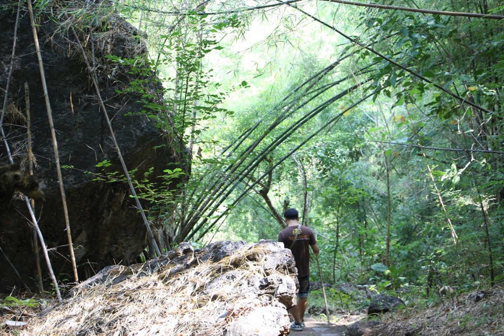 Hike, Phatat Cave, Kanchanaburi