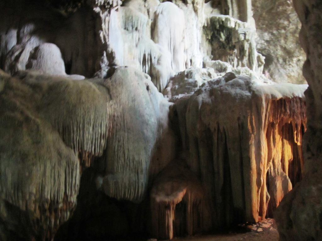  Phatat Cave, Kanchanaburi