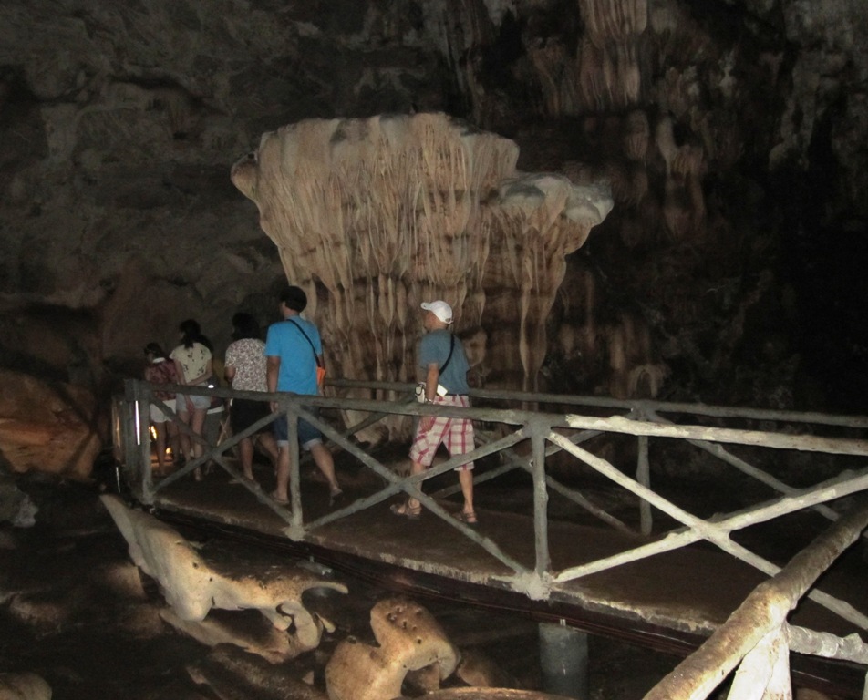  Phatat Cave, Kanchanaburi