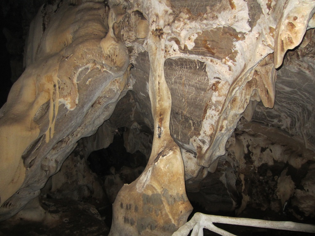  Phatat Cave, Kanchanaburi