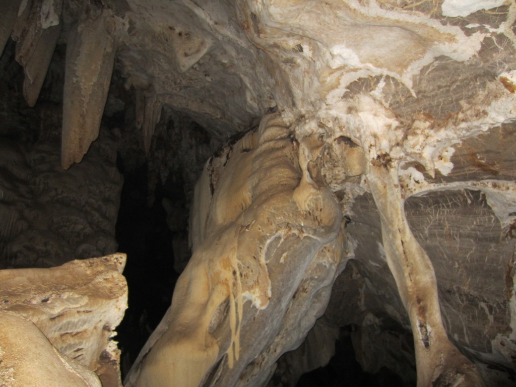  Phatat Cave, Kanchanaburi