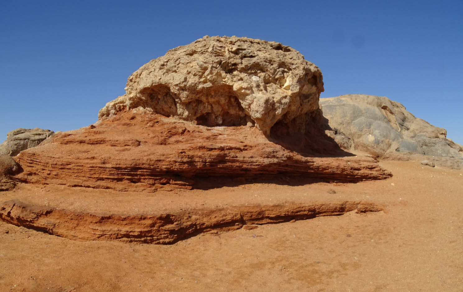 Inserted brownish ferruginous strata, Crystal Mountain, Western Desert, Egypt