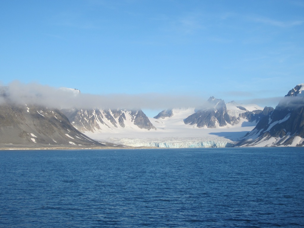 Searching in the Arctic Ocean