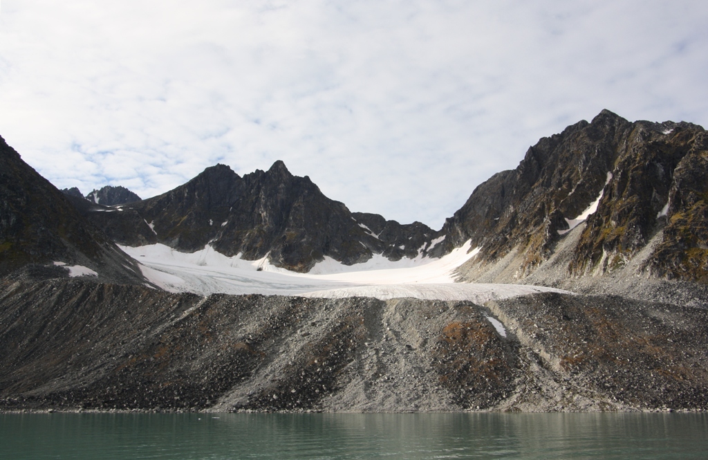 Searching in the Arctic Ocean