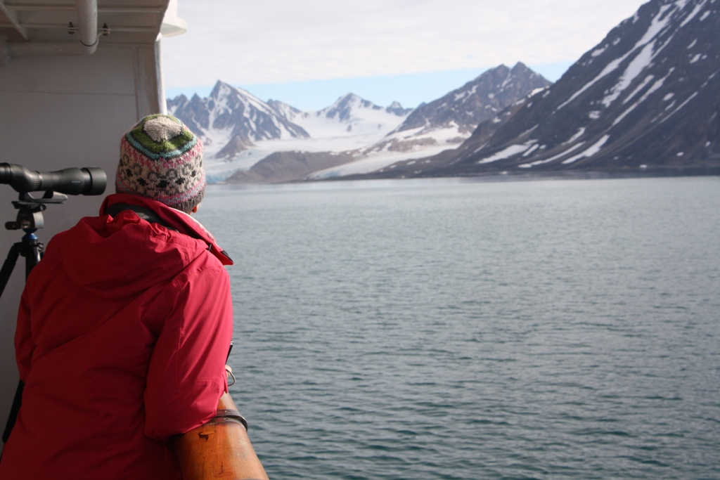 Searching in the Arctic Ocean