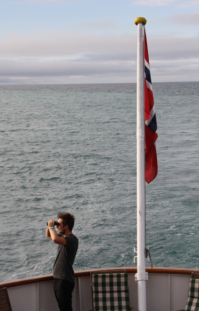 Searching in the Arctic Ocean